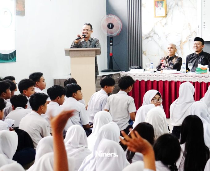 SMAN 9 Bandung Ikut Meramaikan Kegiatan Kelas Inspiratif di SMPN 26 Bandung