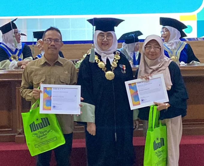 SMAN 9 Bandung Raih Penghargaan Sebagai "Mitra Pendidikan Berdampak" pada Dies Natalis Fikom Unisba
