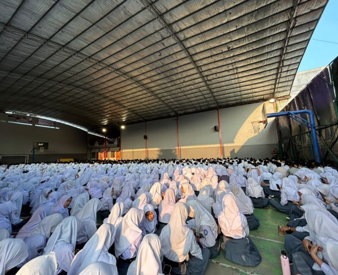 SMAN 9 Bandung Perkuat Karakter dan Toleransi Siswa Melalui Program Saresehan "Salapan Religi, Sembilan Toleran"