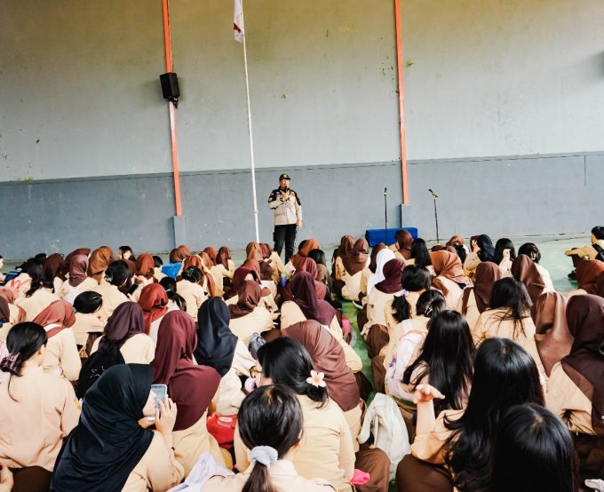 Tingkatkan Kedisiplinan dan Jiwa Kepemimpinan, SMAN 9 Bandung Gelar Kegiatan Ketarunaan dan Kepramukaan
